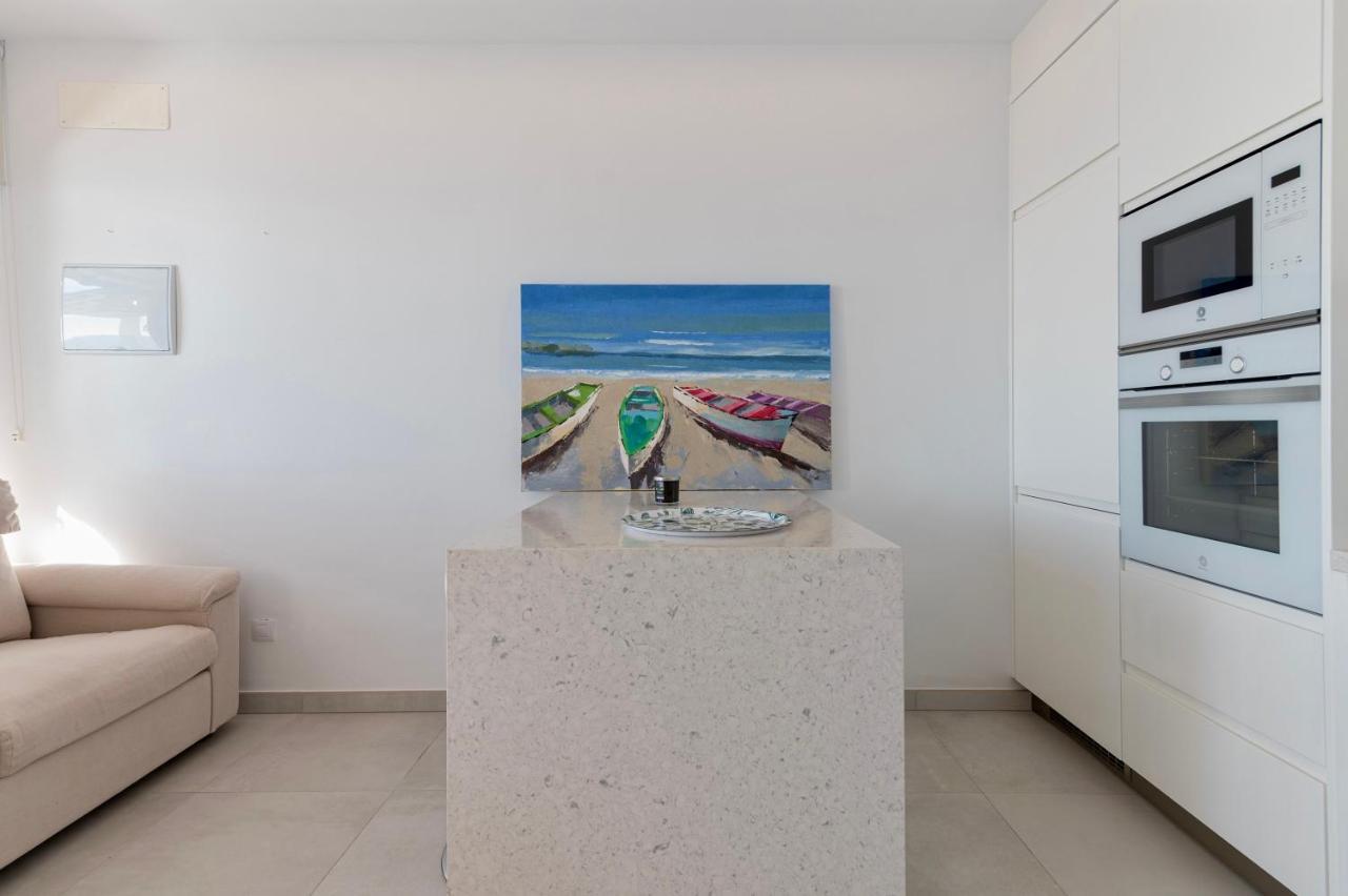 Brand New - Ocean Views - Sunset Terrace - Pool Lejlighed Puerto Rico  Eksteriør billede